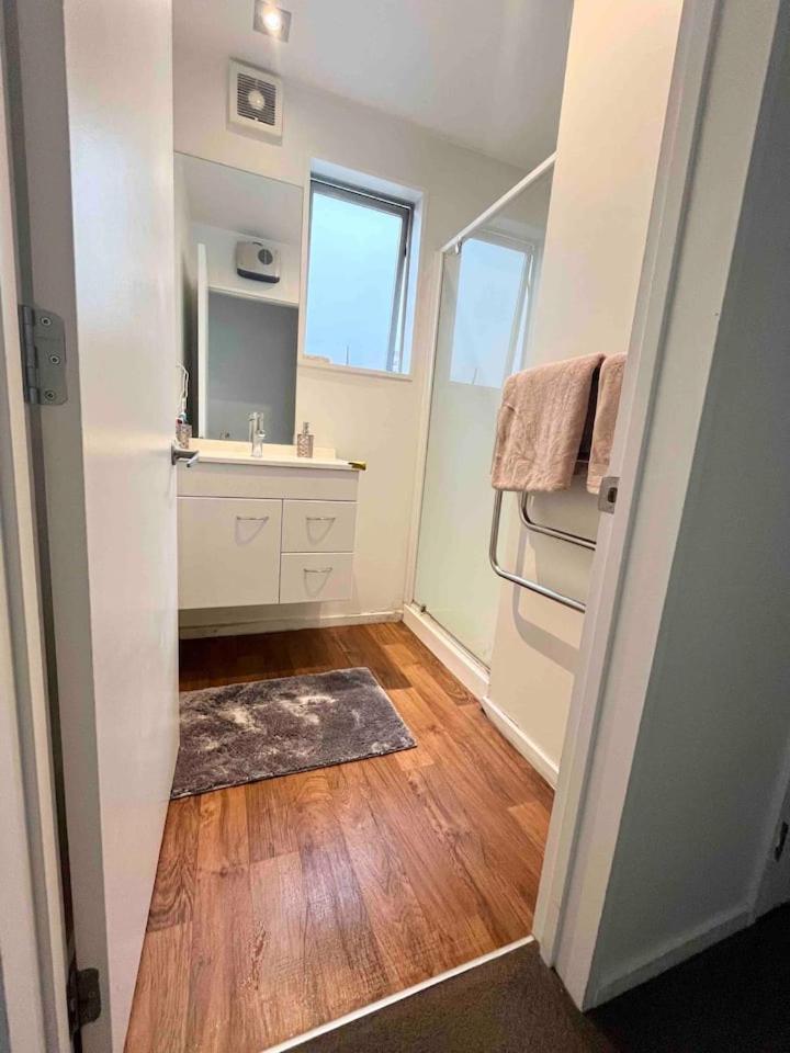 City Fringe Private Room - Your Urban Escape! Κράισττσερτς Εξωτερικό φωτογραφία
